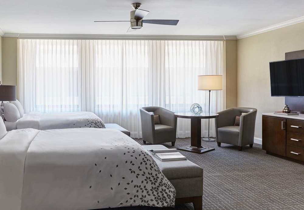 Renaissance New Orleans Arts Warehouse District Hotel Экстерьер фото