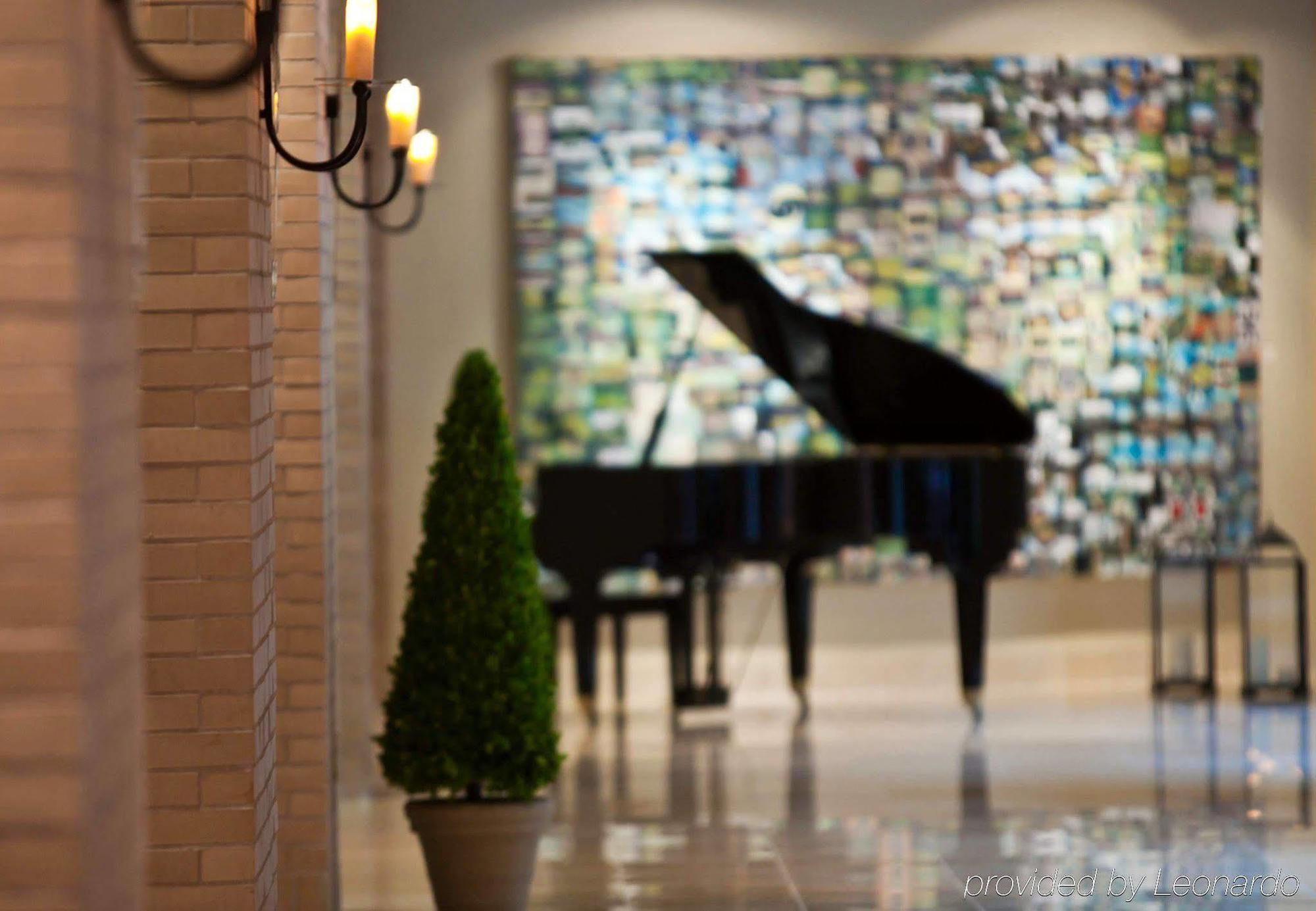 Renaissance New Orleans Arts Warehouse District Hotel Экстерьер фото