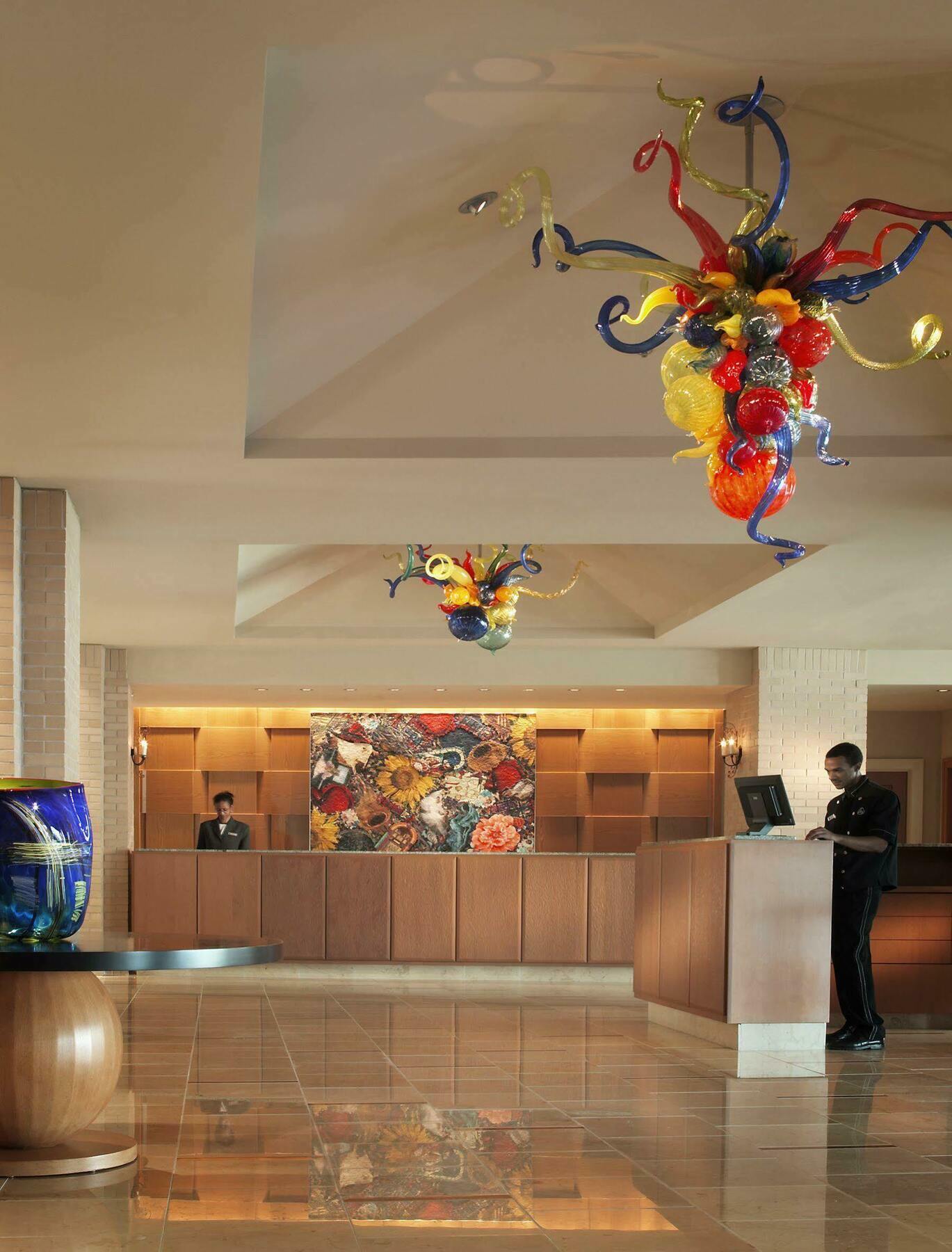 Renaissance New Orleans Arts Warehouse District Hotel Интерьер фото